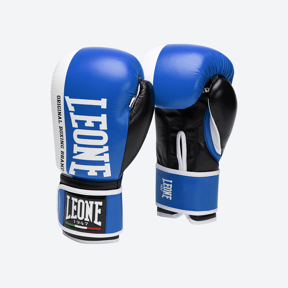 Venum Boxing Gloves - Image 2